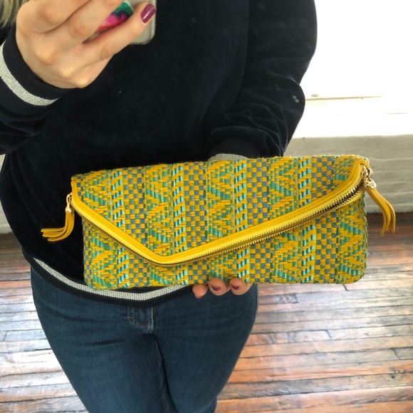 Henri Bendel clutch - Picture 1 of 5